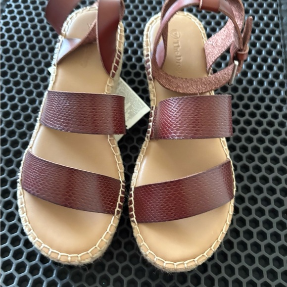 The Drop elegant  brown espadradille   sandals - Picture 6 of 6